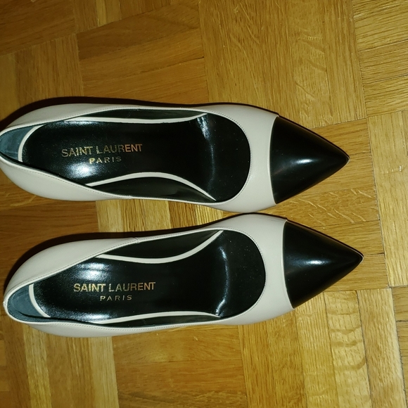 BNIB Saint Laurent Janis Pumps - Picture 2 of 12